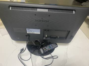 01-200162224: Samsung t22a300 tv