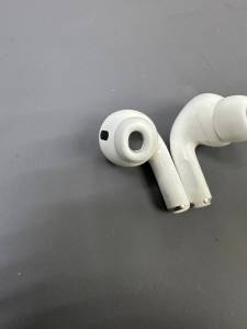 01-200280721: Apple airpods pro 2nd generation