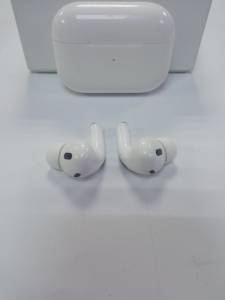 01-200299754: Apple airpods pro 2nd generation with magsafe charging case usb-c