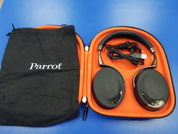 01-200249616: Parrot zik