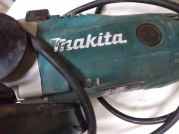 01-200263816: Makita ga9020