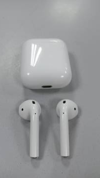 01-200253513: Apple airpods 2nd generation with charging case