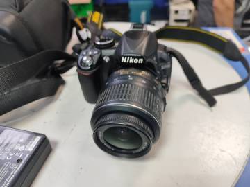 01-200158091: Nikon d3100 nikon nikkor af-s 18-55mm f/3.5-5.6g vr dx