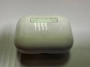 01-200213532: Apple airpods pro 2nd generation