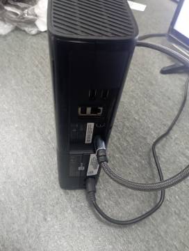 01-200162267: Microsoft xbox360 slim 250gb