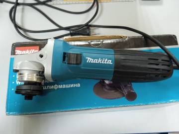 01-200237211: Makita ga5030r