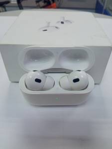 01-200299754: Apple airpods pro 2nd generation with magsafe charging case usb-c