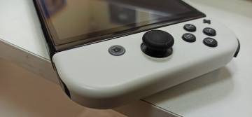 01-200160536: Nintendo switch oled