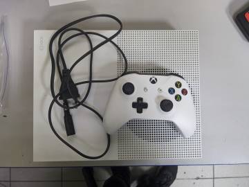 01-200201619: Microsoft xbox one s 1tb