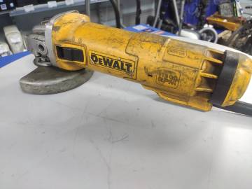 01-200202070: Dewalt dwe4237