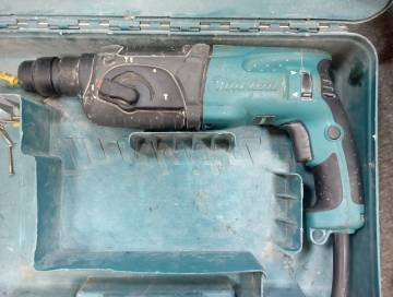 01-200130411: Makita hr2470