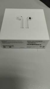 01-200271250: Apple airpods 2nd generation with charging case