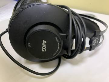 01-200271459: Akg k52