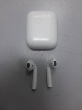01-200093286: Apple airpods 2nd generation with charging case