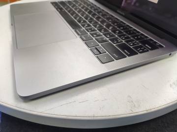 01-200249675: Apple a1708 /macbook pro 13,3&#34; core i5 2,3ghz/ram16gb/ssd 512gb/intel iris plus graphics 640