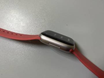 01-200129710: Apple watch series 9 gps 41mm aluminum case w. s. loop
