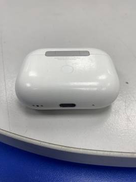 01-200135949: Apple airpods pro 2nd generation with magsafe charging case usb-c
