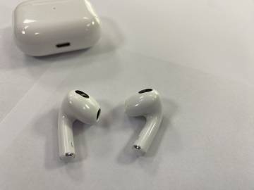 01-200174859: Apple airpods 3rd generation