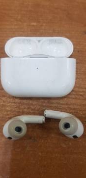 01-200111708: Apple airpods pro