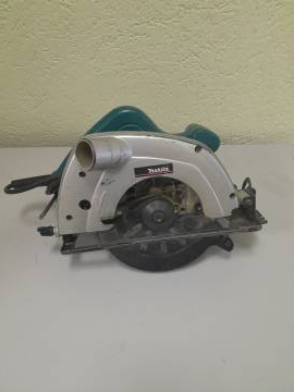 01-200264217: Makita 5604r