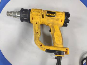 01-200268420: Dewalt d26411