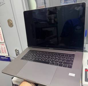 01-200261333: Apple macbook pro a1707 15" core i7 2,9ghz/ram16gb/ssd512gb/amd radeon pro560x 4gb