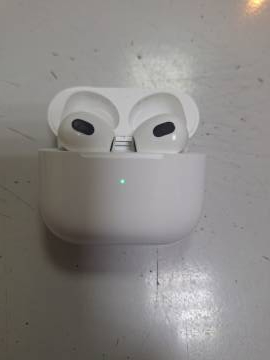 01-200202064: Apple airpods 3rd generation