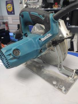 01-200200192: Makita hs7611