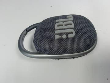 01-200208137: Jbl flip 4