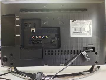 01-200213398: Samsung ue22h5600ak