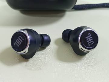 01-19244776: Jbl reflect flow pro