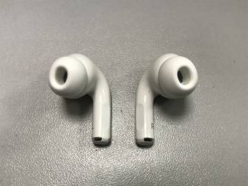 01-200194930: Apple airpods pro 2nd generation with magsafe charging case usb-c