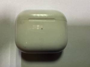 01-200226170: Apple airpods 3rd generation