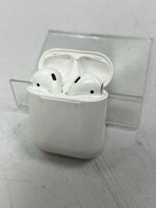 01-200158062: Apple airpods 2nd generation with charging case