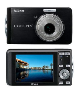 Nikon coolpix s520