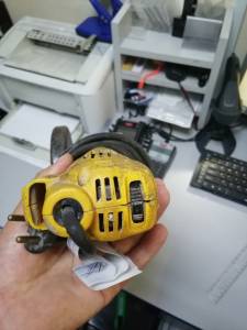 01-200175663: Dewalt d28136