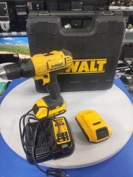 01-200198989: Dewalt dcd771d2