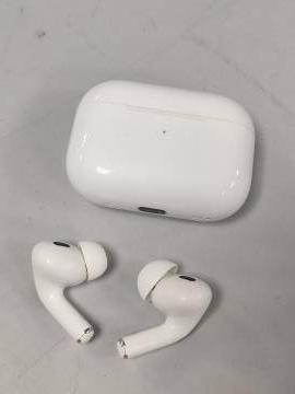 01-200235796: Apple airpods pro 2nd generation with magsafe charging case usb-c