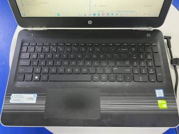 01-200311822: Hp єкр. 15,6/ core i5 7200u 2,5ghz/ ram8gb/ hdd1000gb/ gf 940mx/ dvdrw