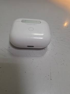 01-200202064: Apple airpods 3rd generation