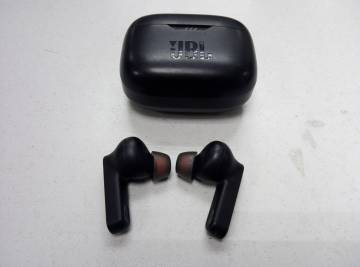 01-200212978: Jbl tune 230nc