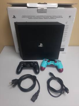 Sony playstation 4 pro 1tb + 2 джойстика