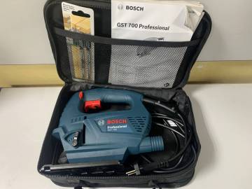 01-200300748: Bosch gst 700