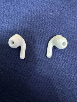 01-200226598: Apple airpods pro 2nd generation