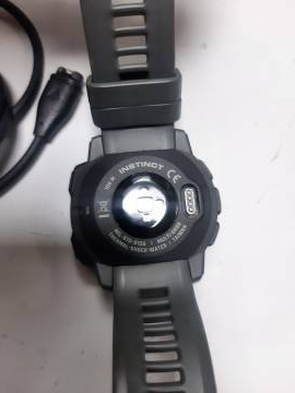 01-200239752: Garmin instinct