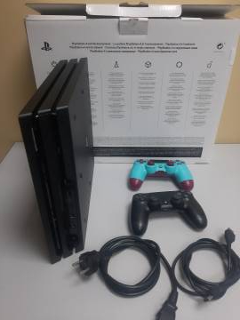 01-200269641: Sony playstation 4 pro 1tb + 2 джойстика