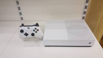 01-200103228: Xbox360 one s 1000gb