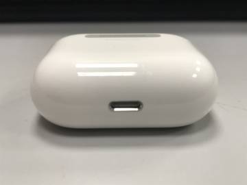 01-200214951: Apple airpods 3rd generation