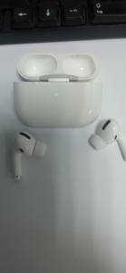 01-200245178: Apple airpods pro