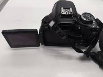 01-200235393: Canon eos 600d body